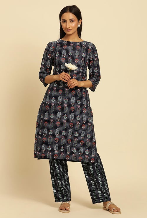 Buy Indian Ethnic Wear for Women Online in India | Lifestyle Stores