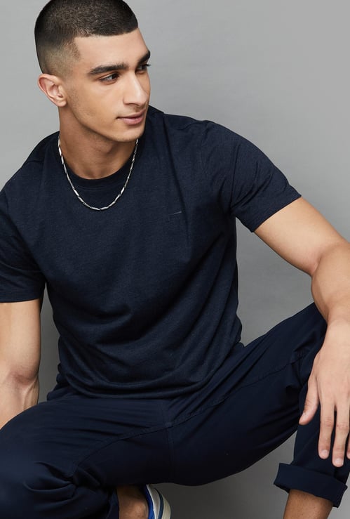 FAME FOREVER Men Solid Regular Fit T-shirt