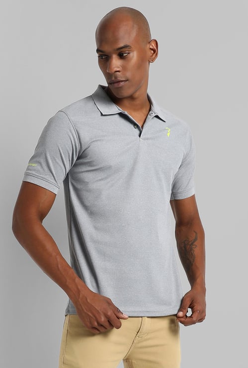 CAMPUS SUTRA Men Solid Activewear Polo T-shirt
