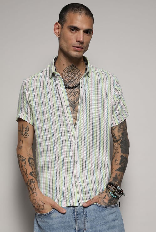 CAMPUS SUTRA Men Striped Regular Fit Casual Shirt