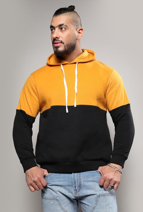 INSTAFAB PLUS Men Colourblocked Hooded Sweatshirt