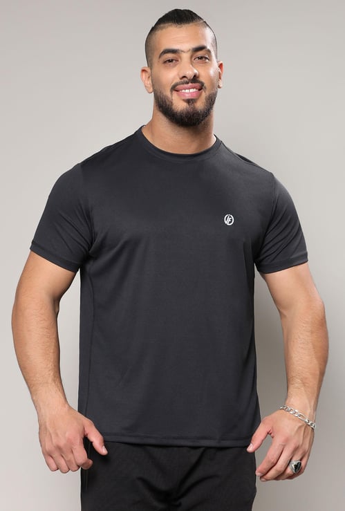 INSTAFAB PLUS Men Solid Activewear T-Shirt