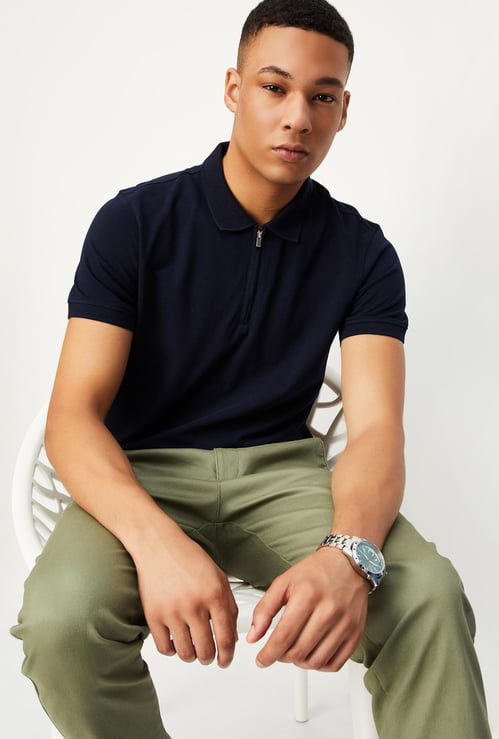 Men Solid Slim Fit Polo T-shirt