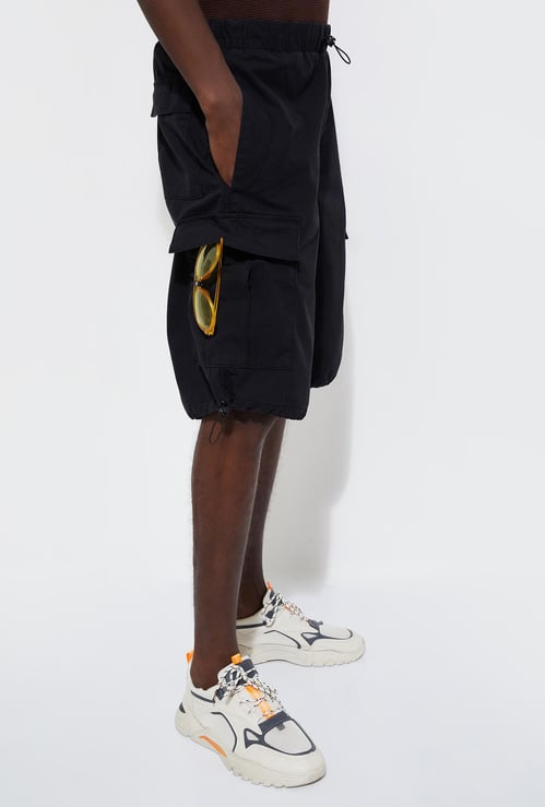 URB_N Men Solid Cargo Shorts