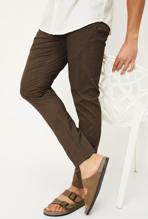 Men Checked Carrot Fit Stretch Chinos