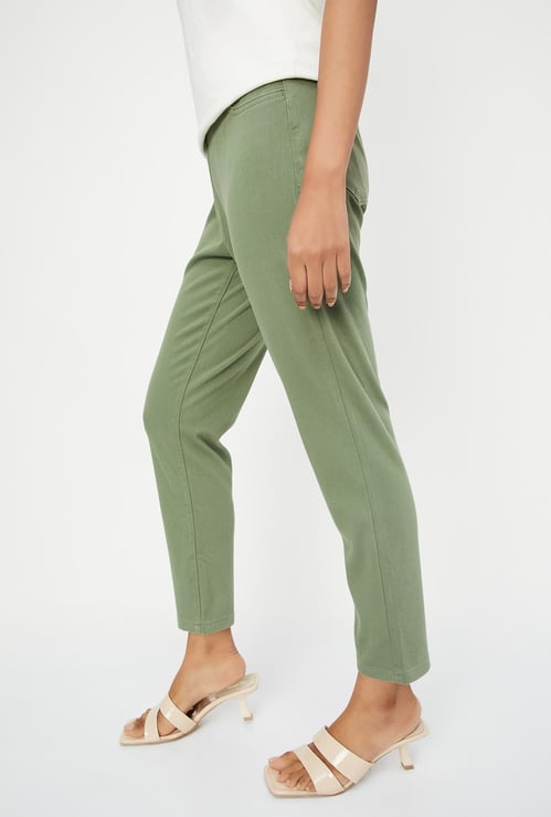 Women Solid Knit Pants