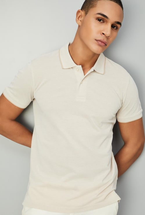 Men Solid Slim Fit Polo T-shirt