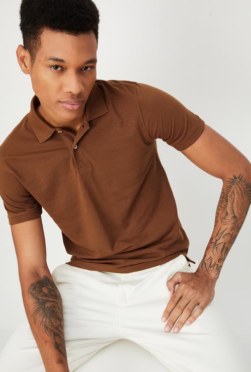 Men Slim Fit Solid Polo T-shirt