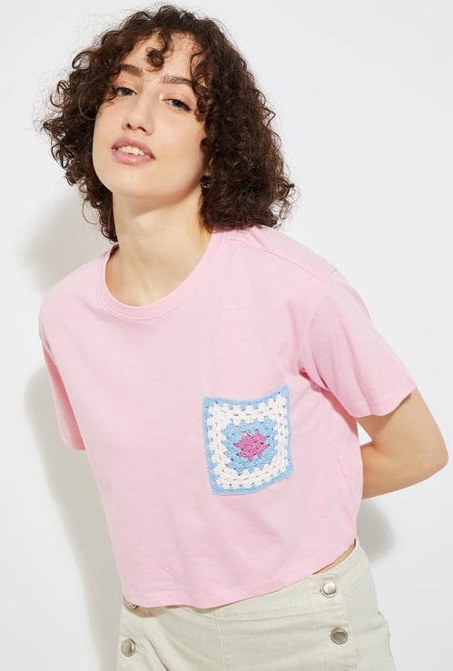 URB_N Women Cropped T-shirt with Crochet Pocket