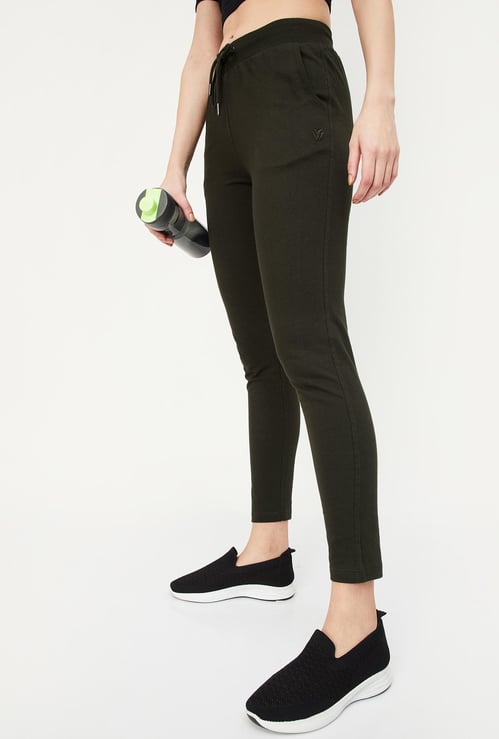 Women Solid Sports Track Pants