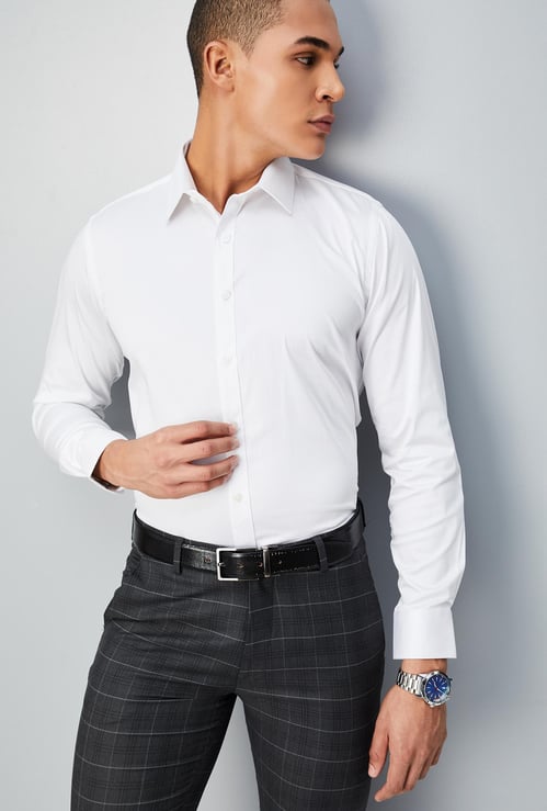 Men Solid Slim Fit Formal Shirt