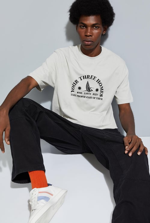 URB_N Men Graphic Printed T-shirt