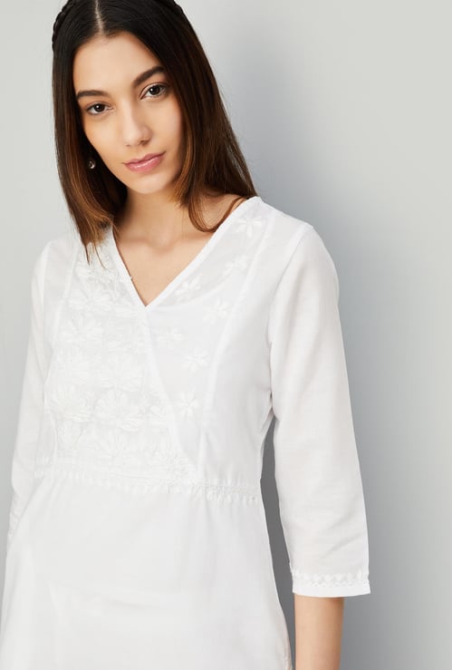 Women Chikankari Straight Kurta