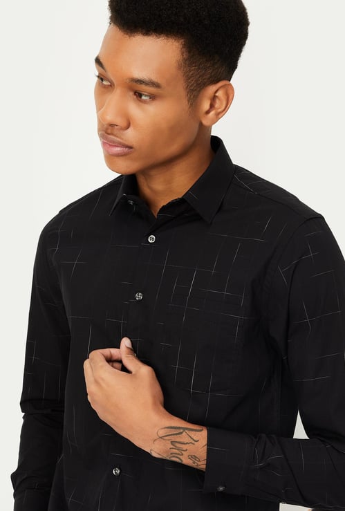 Men Slim Fit Checked Formal Shirt