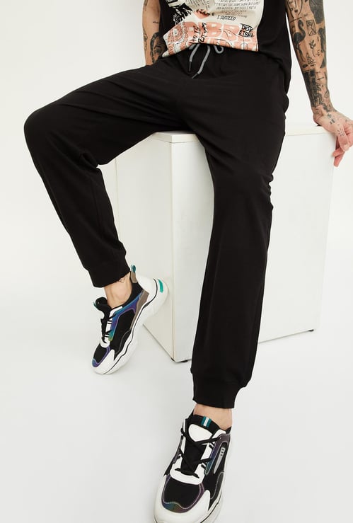 Men Solid Athleisure Joggers