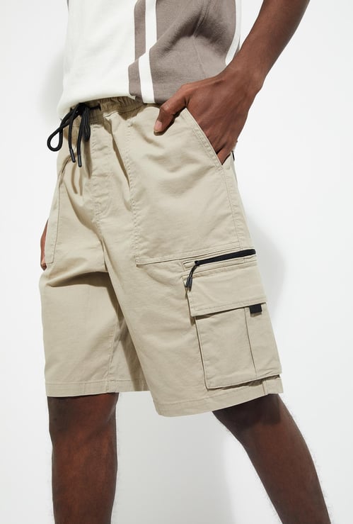 URB_N Men Solid Cargo Shorts