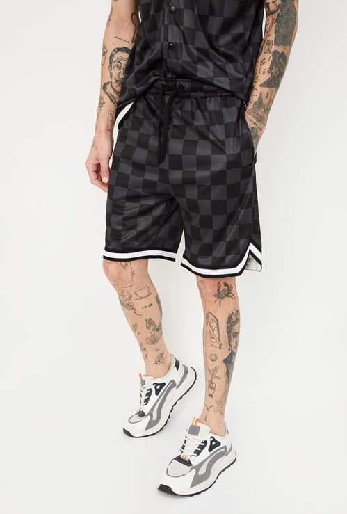 Men Checked Athleisure Shorts