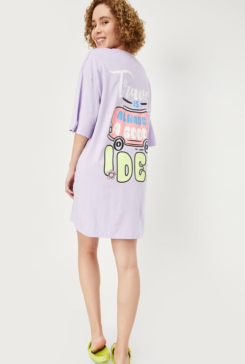 Women Boxy Fit Back Print Nightdress