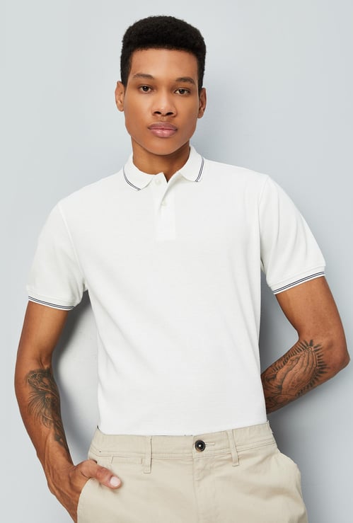 Men Regular Fit Solid Polo T-shirt