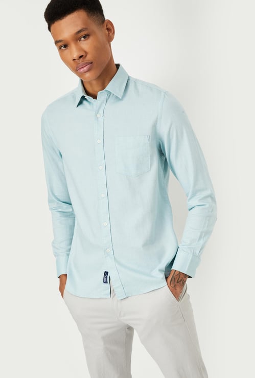 Men Regular Fit Solid Shirt