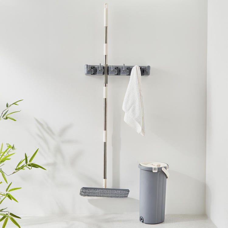 Indus Oslo Polypropylene Bucket with Mop Set