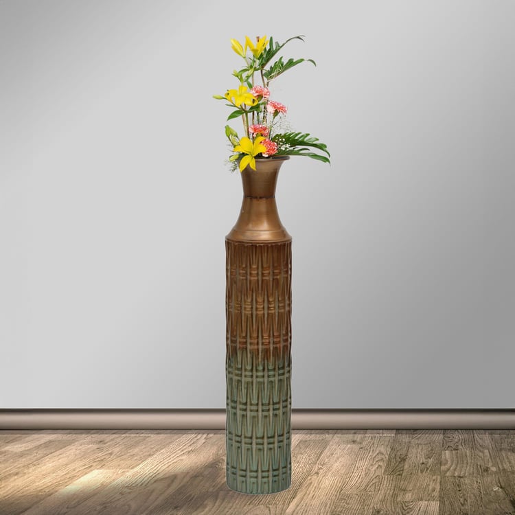 VEDAS Solal Metal Floor Vase