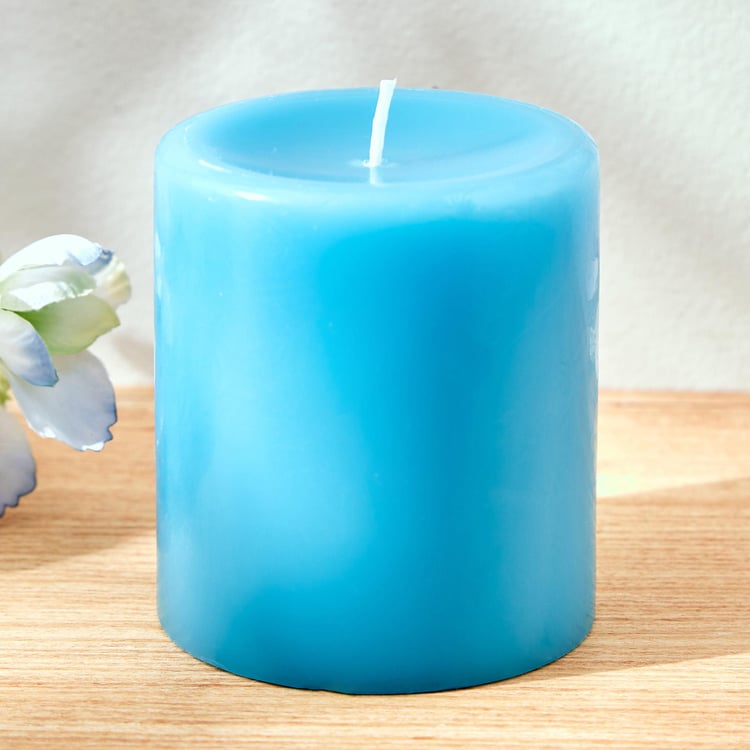 Colour Refresh Blueberry Scented Pillar Candle