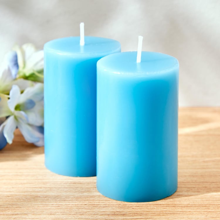 Colour Refresh Set of 2 Blueberry Scented Pillar Candles