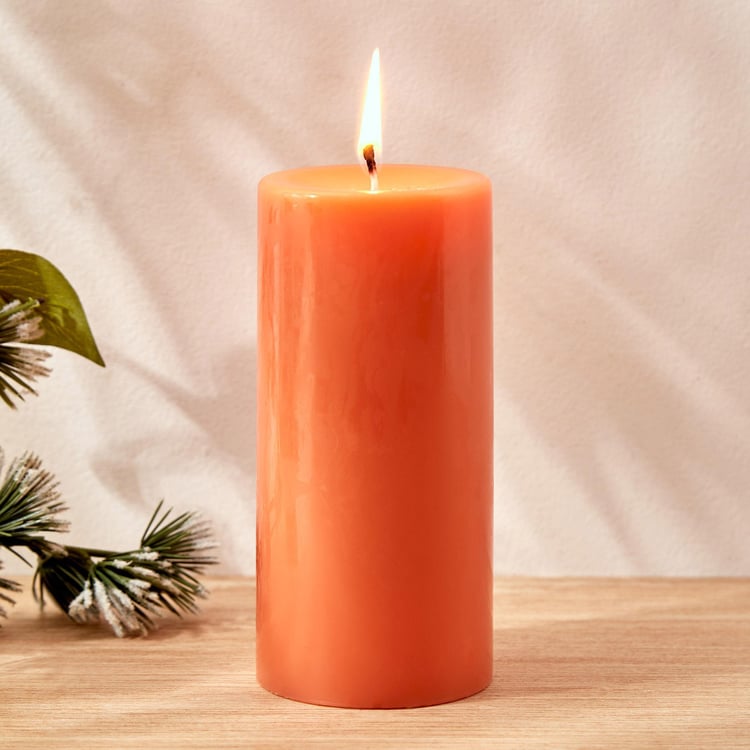 Colour Refresh Mandarin Scented Pillar Candle