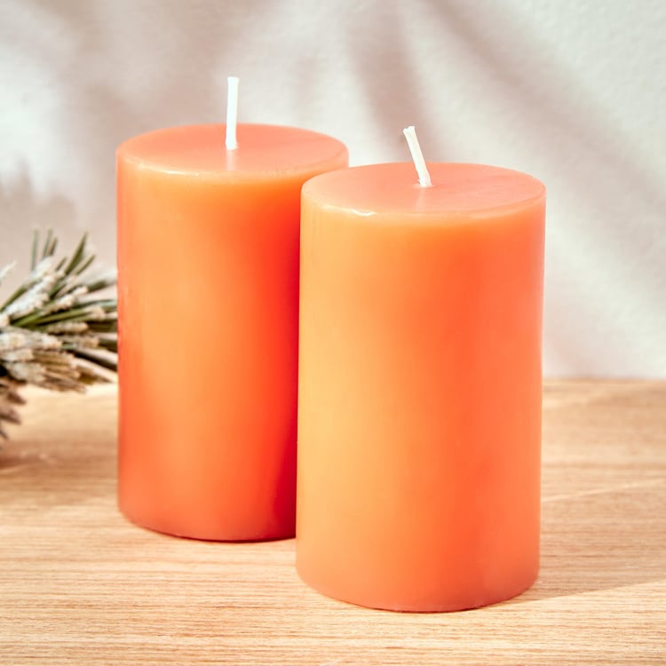 Colour Refresh Set of 2 Mandarin Scented Pillar Candles