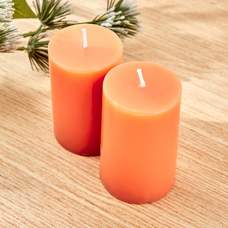 Colour Refresh Set of 2 Mandarin Scented Pillar Candles