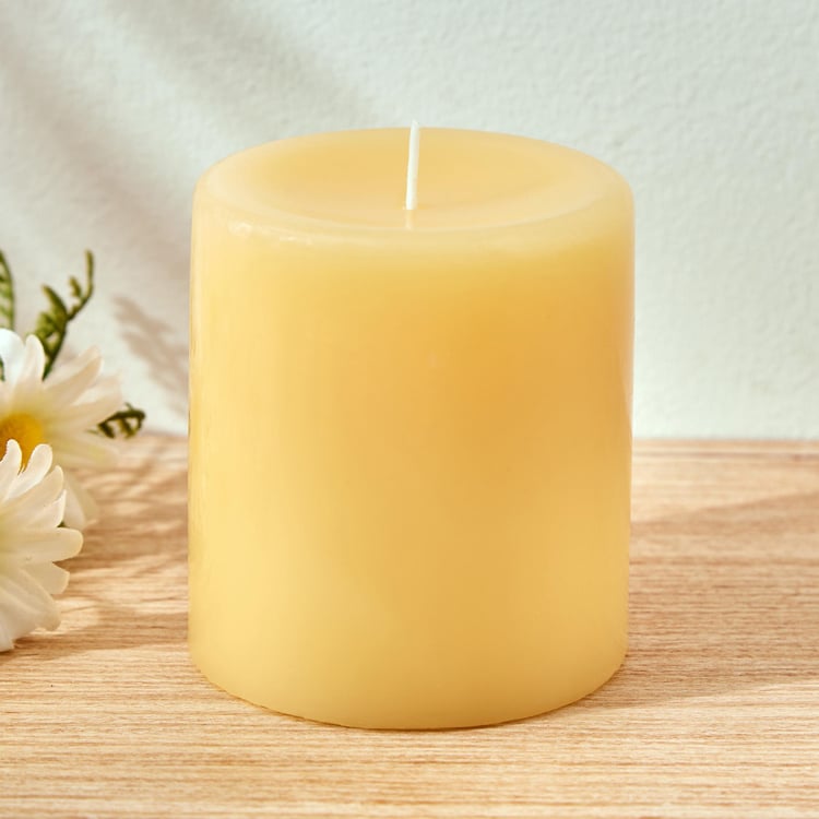 Colour Refresh Lime Scented Pillar Candle