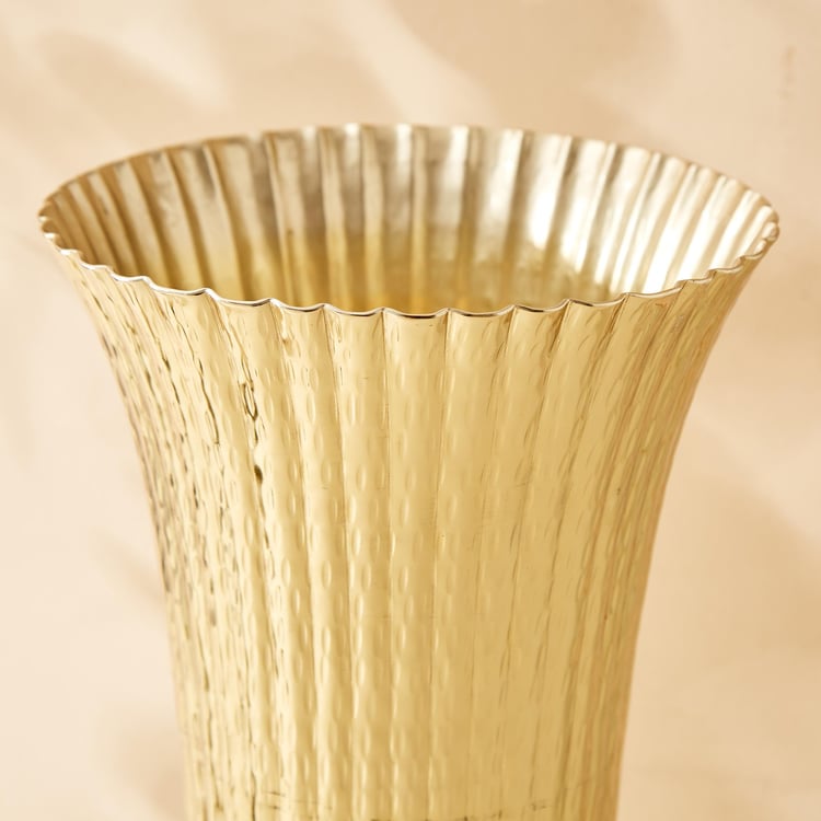 Hoovu Flor Metal Hammered Vase