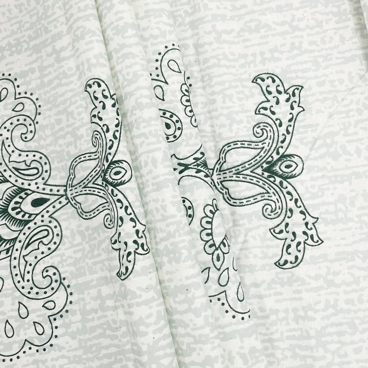 SWAYAM Classic Paisley Elegance Cotton King Bedsheet Set
