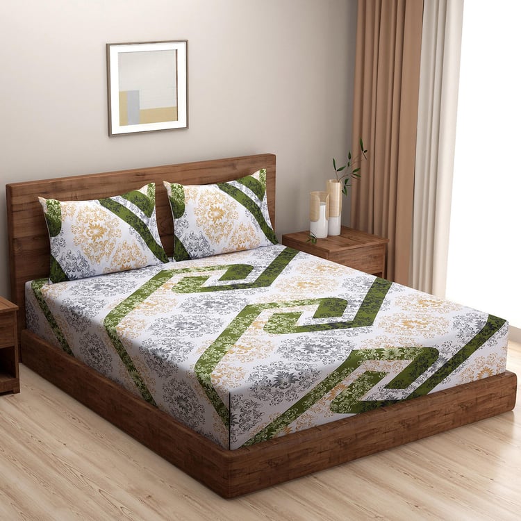 SWAYAM Verde Vortex Motif Play 160TC Cotton Queen Bedsheet Set