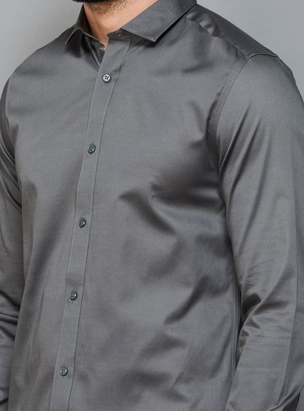 JACK & JONES Men Solid Slim Fit Casual Shirt