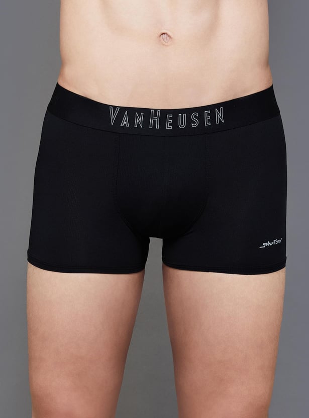 VAN HEUSEN Men Solid Briefs