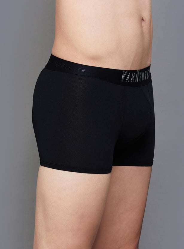 VAN HEUSEN Men Solid Briefs