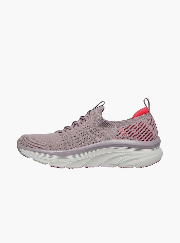 SKECHERS Women D'lux Walker Sneakers