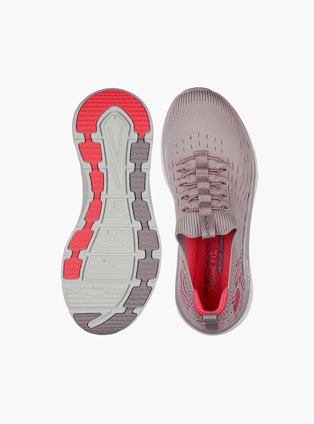 SKECHERS Women D'lux Walker Sneakers