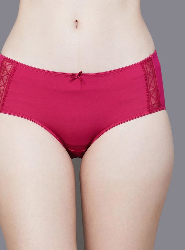 TRIUMPH Solid Lace Detailed Hipster Panties