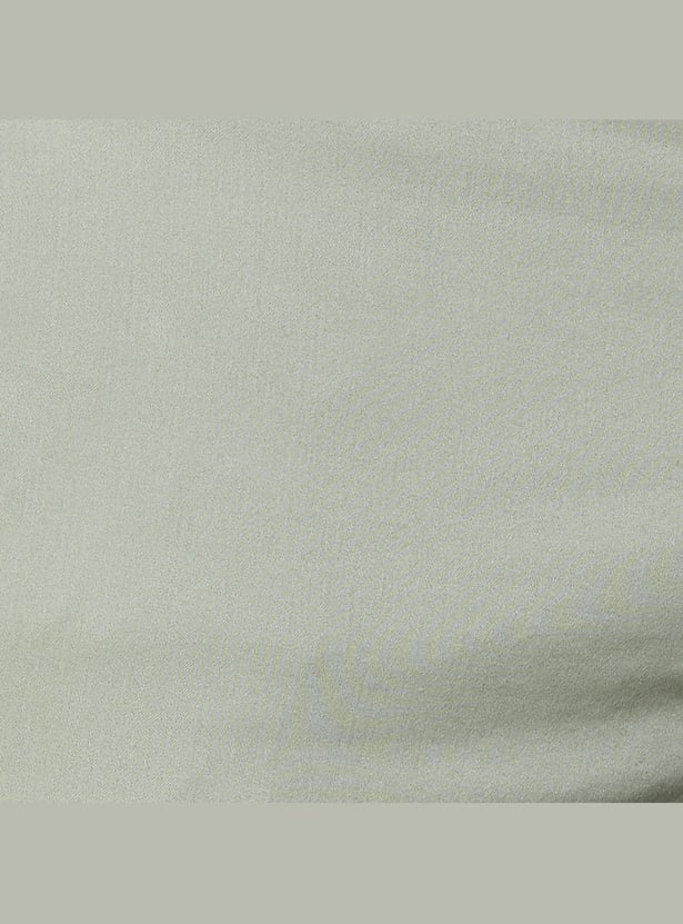INDIAN TERRAIN Men Solid Slim Straight Trousers