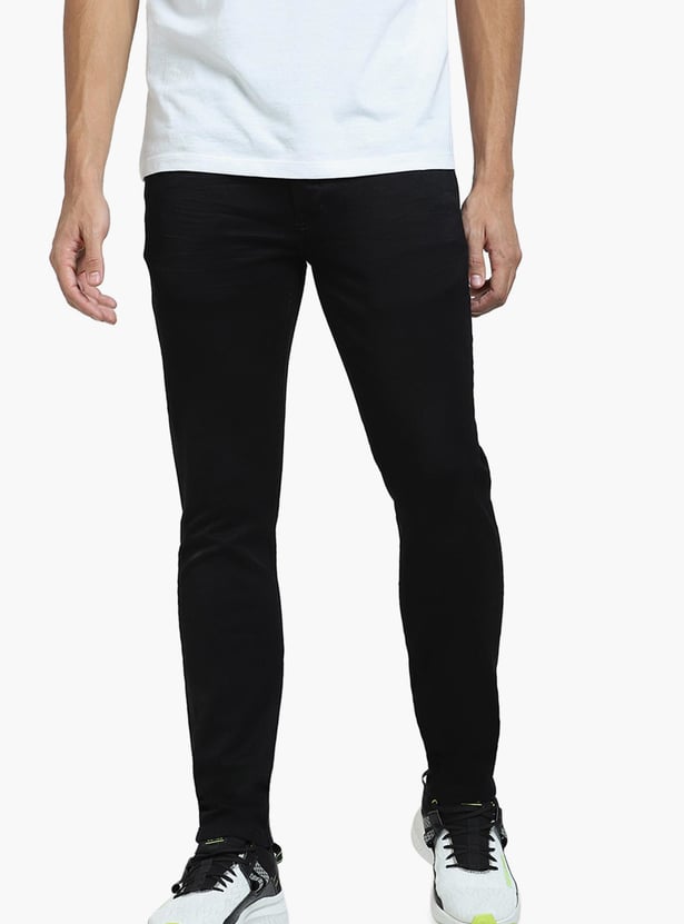 JACK & JONES Men Solid Slim Straight Jeans