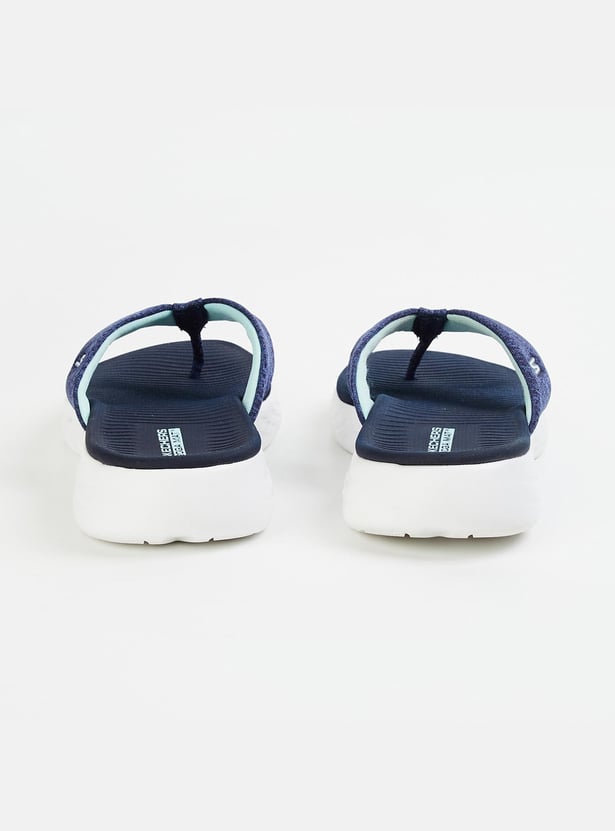 SKECHERS Women Goga Mat Flip-Flops