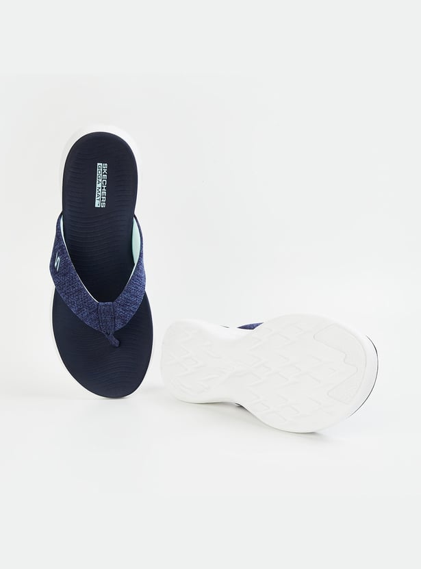 SKECHERS Women Goga Mat Flip-Flops