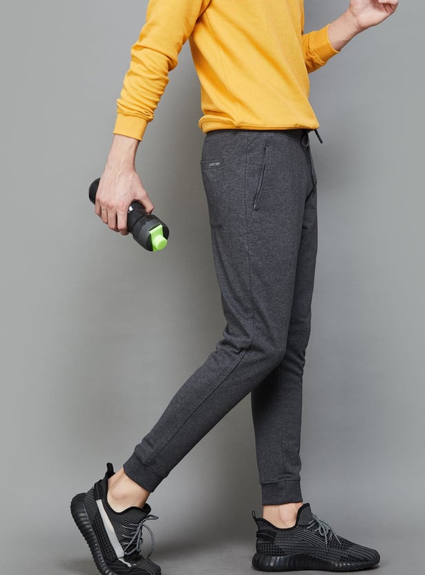FAME FOREVER ACTIVE Solid Slim Fit Joggers