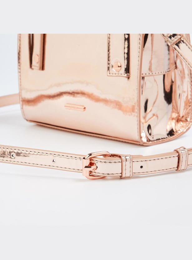 GINGER Women Metallic Sling Bag