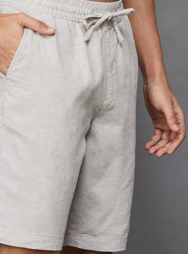 FAME FOREVER Solid Elasticated Shorts