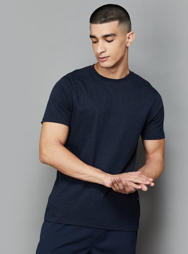 FAME FOREVER Men Solid Regular Fit T-shirt