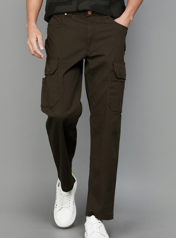 JACK & JONES Men Solid Regular Fit Cargo Trousers